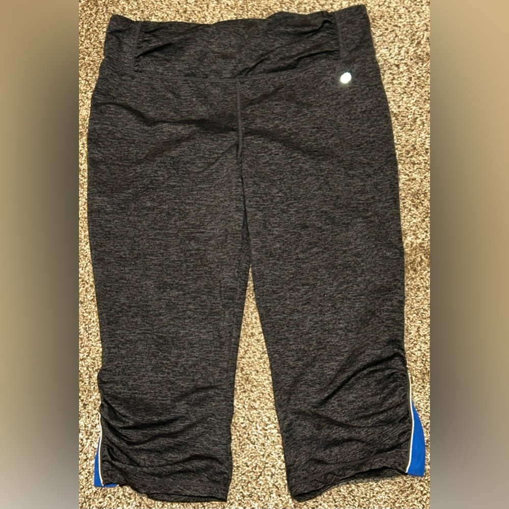 Tangerine Dark Heather Gray and Blue Women’s capris